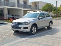 Used 2014 Volkswagen Touareg for sale in Dubai