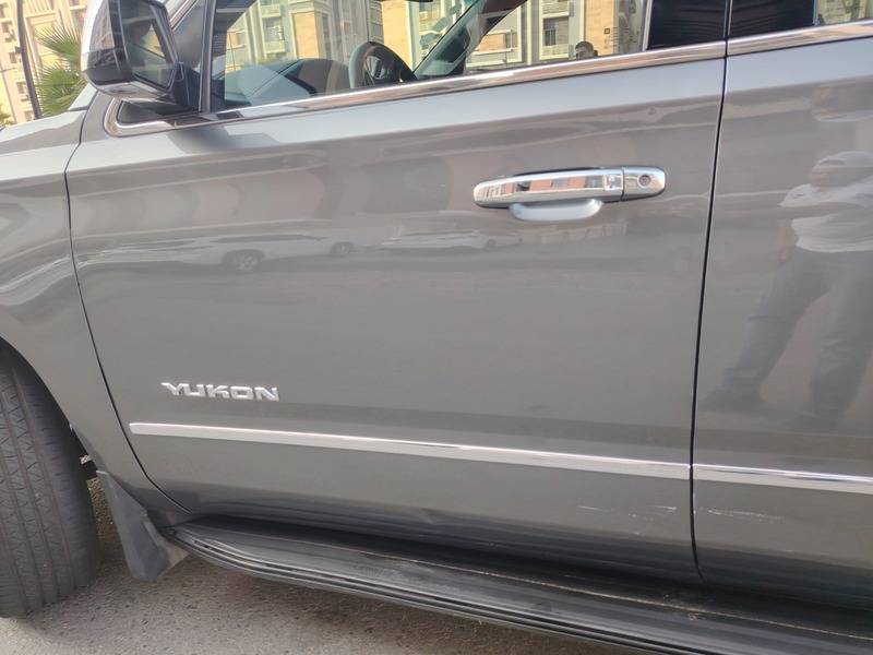 Used 2018 GMC Yukon for sale in Jeddah