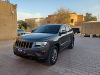 Used 2015 Jeep Grand Cherokee for sale in Riyadh