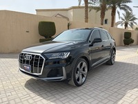 Used 2023 Audi Q7 for sale in Riyadh