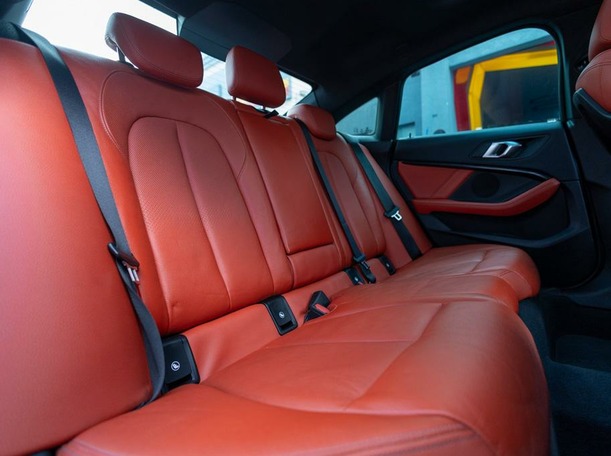 Car image 20