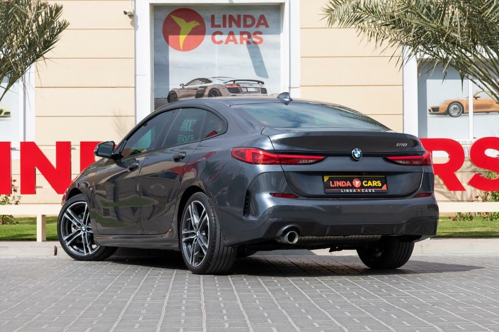 Car image 7