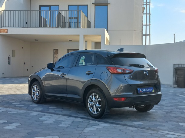 Car image 7