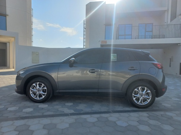 Car image 8