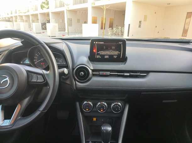 Car image 16