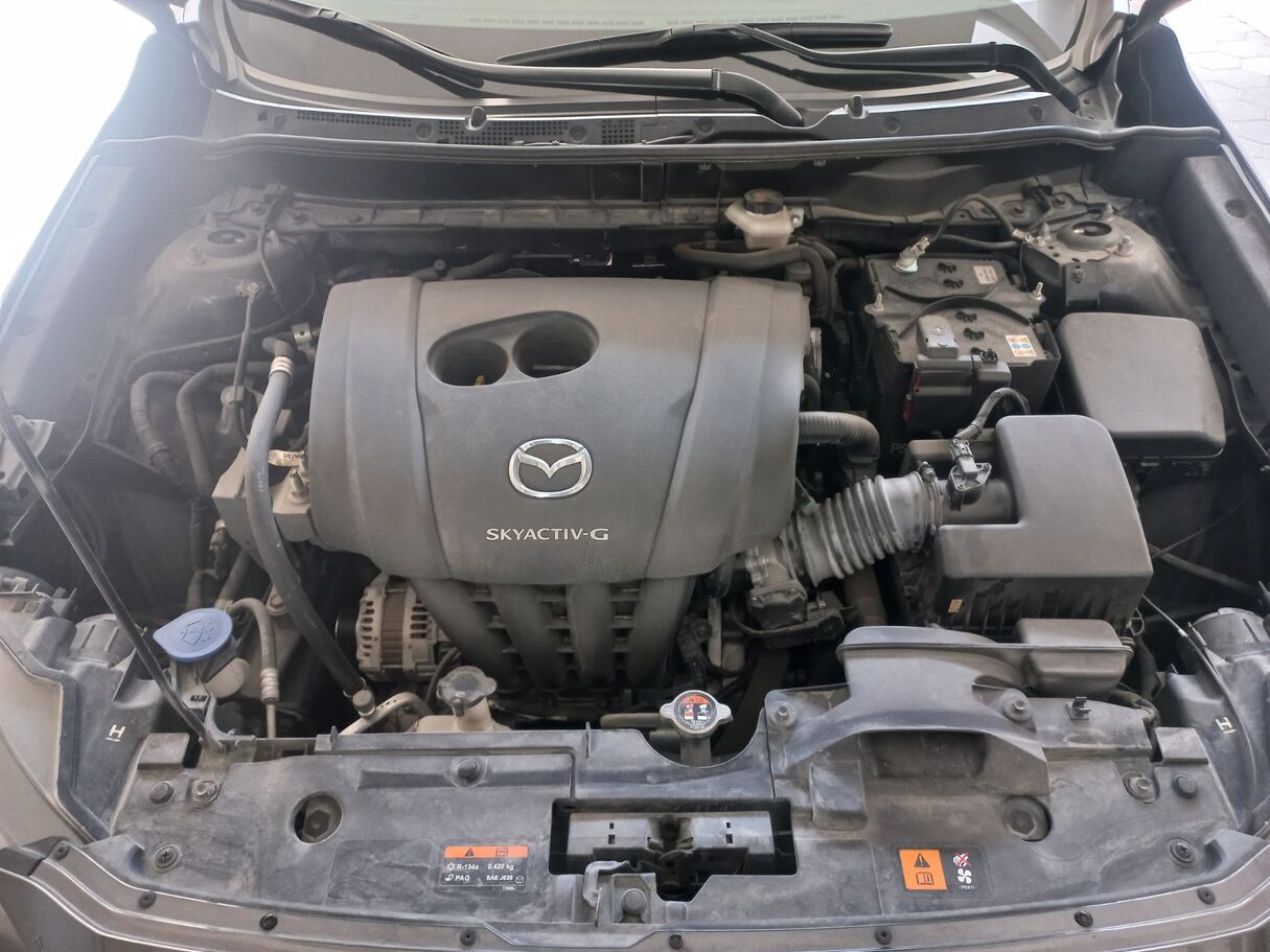Car image 20