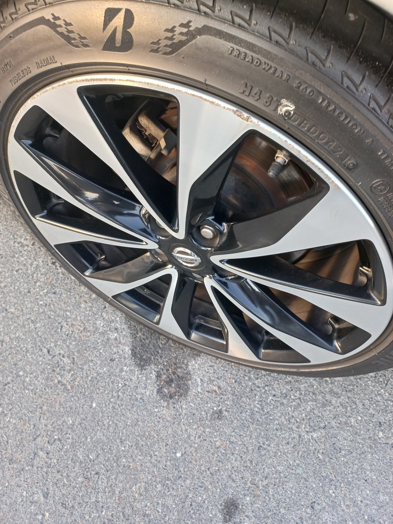 Used 2018 Nissan Maxima for sale in Abu Dhabi
