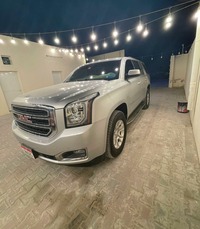 Used 2019 GMC Yukon for sale in Umm Al Quwain