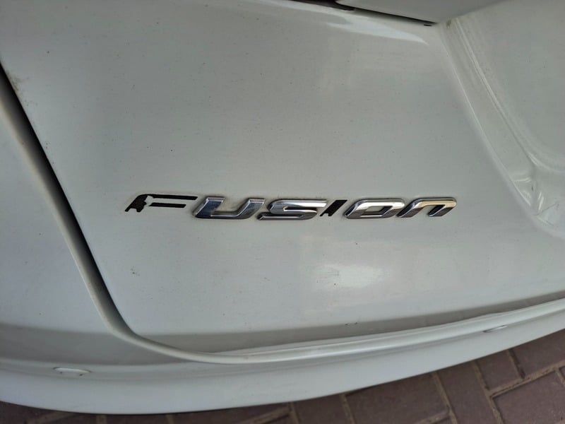 Used 2014 Ford Fusion for sale in Dubai