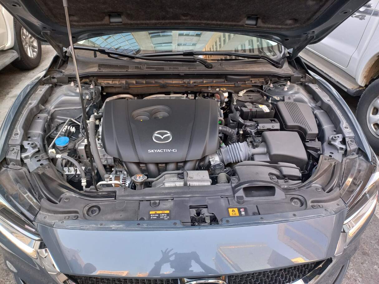 Car image 22