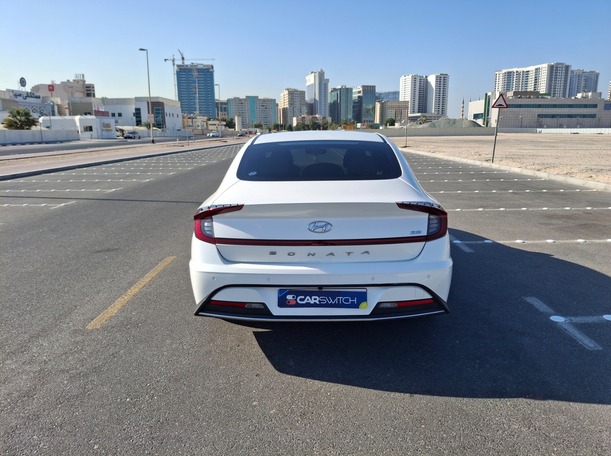 Car image 6