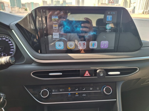 Car image 23