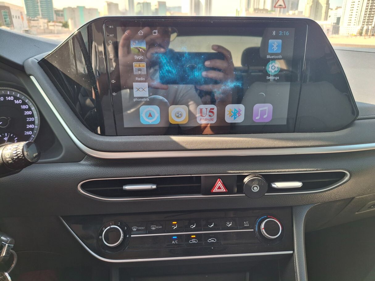Car image 23
