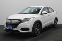 Used 2021 Honda HR-V for sale in Dubai