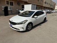 Used 2017 Kia Cerato for sale in Riyadh