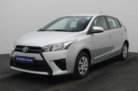 Used 2017 Toyota Yaris for sale in Abu Dhabi