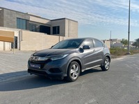 Used 2020 Honda HR-V for sale in Abu Dhabi