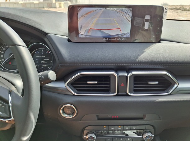 Car image 16