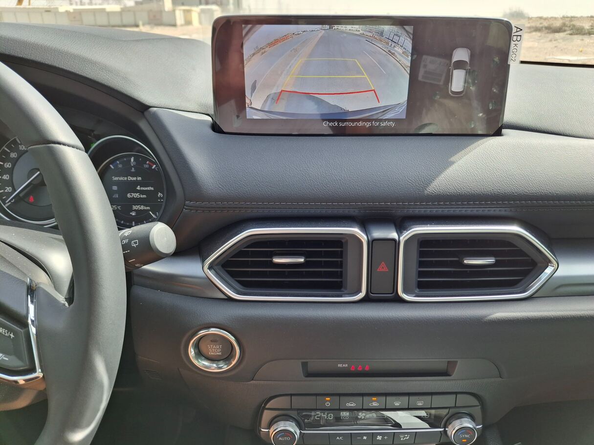 Car image 16