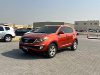 Used 2013 Kia Sportage for sale in Abu Dhabi