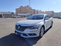 Used 2017 Renault Talisman for sale in Jeddah