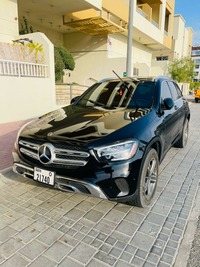 Used 2021 Mercedes GLC300 for sale in Dubai