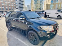 Used 2011 Toyota Fortuner for sale in Dubai