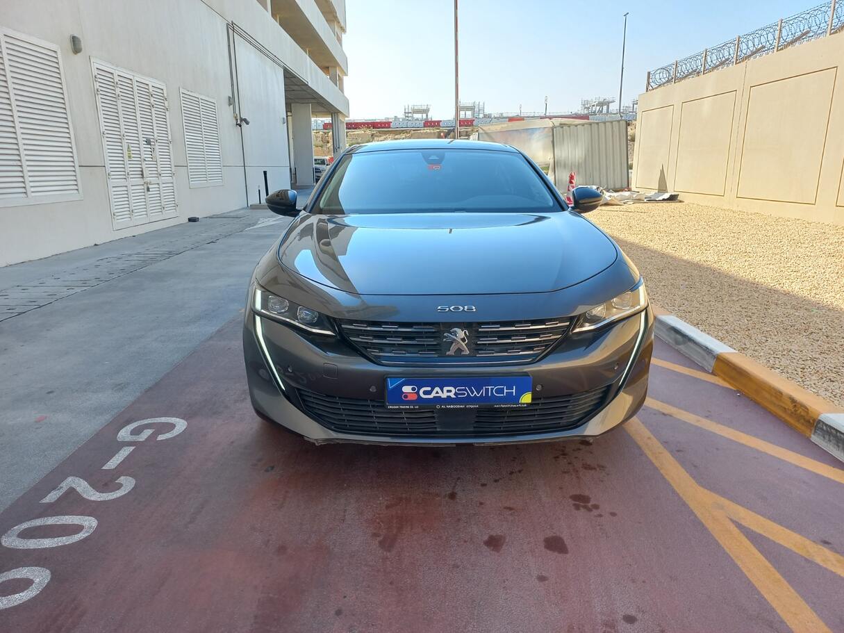 Car image 2