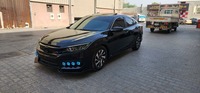 مستعمله 2016 هوندا سيفيك للبيع فى العين