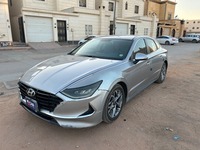 Used 2020 Hyundai Sonata for sale in Riyadh