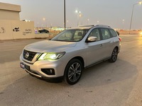 Used 2019 Nissan Pathfinder for sale in Riyadh