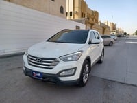 Used 2015 Hyundai Santa Fe for sale in Riyadh