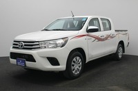 Used 2021 Toyota Hilux for sale in Abu Dhabi