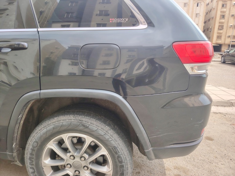 Used 2015 Jeep Grand Cherokee for sale in Jeddah