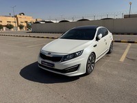 Used 2013 Kia Optima for sale in Riyadh