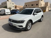 Used 2019 Volkswagen Tiguan for sale in Riyadh