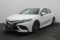 Used 2022 Toyota Camry for sale in Dubai