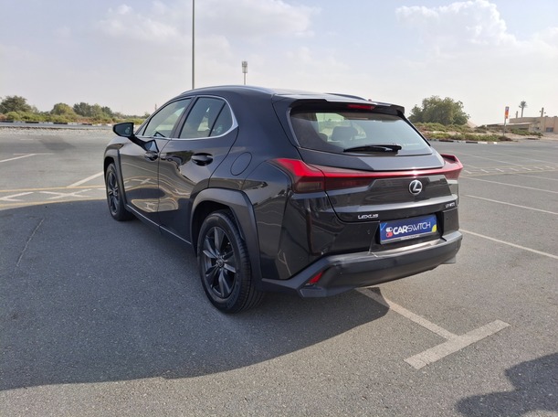 Car image 7