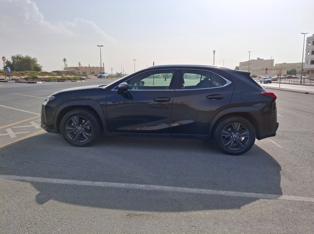 Car image 8