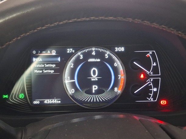 Car image 20