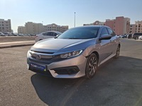 Used 2017 Honda Civic for sale in Dubai