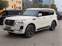 Used 2017 Nissan Patrol for sale in Dubai