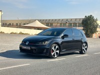 Used 2014 Volkswagen Golf for sale in Dubai