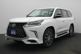 Lexus LX570 Used 2020 Lexus LX570 for sale in Ajman