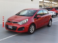 Used 2014 Kia Rio for sale in Dubai