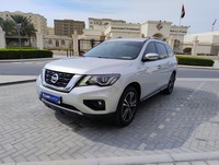 Used 2018 Nissan Pathfinder for sale in Sharjah