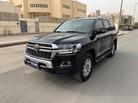 Used 2021 Toyota Land Cruiser for sale in Riyadh