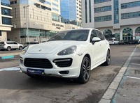 Used 2013 Porsche Cayenne GTS for sale in Abu Dhabi