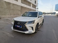 مستعمله 2016 لكزس LX570 للبيع فى الرياض