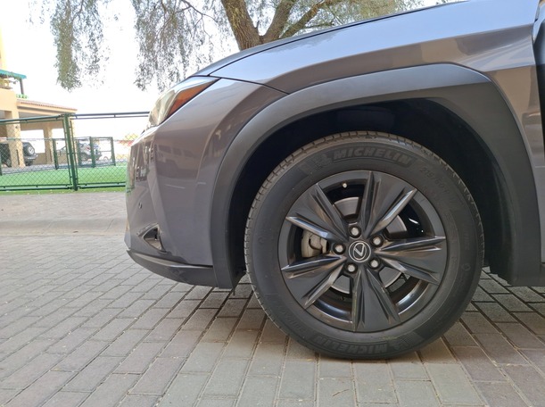 Car image 7